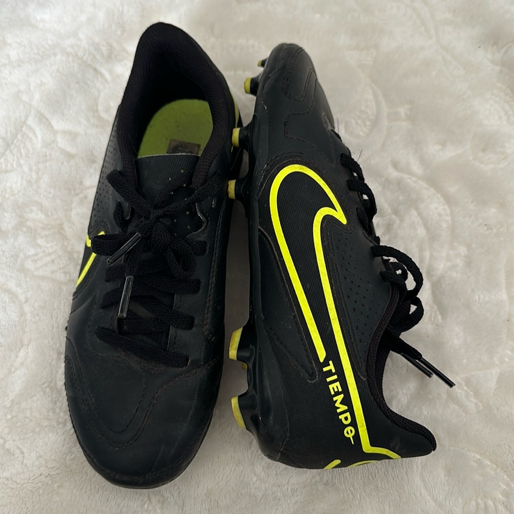 Boys Nike Soccer Cleats 2Y Boys Black